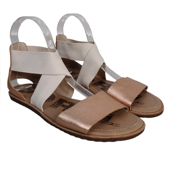 Sorel Ella Metallic Rose Gold Cross Strappy Slip On Flat Fashion Sandals Sz 7.5 - Picture 1 of 15